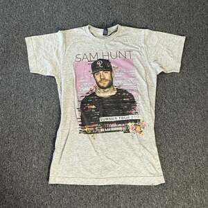 Vintage Y2k Sam Hunt Pixels Summer Tour 2016 Heather Grey Graphic T-Shirt Small
